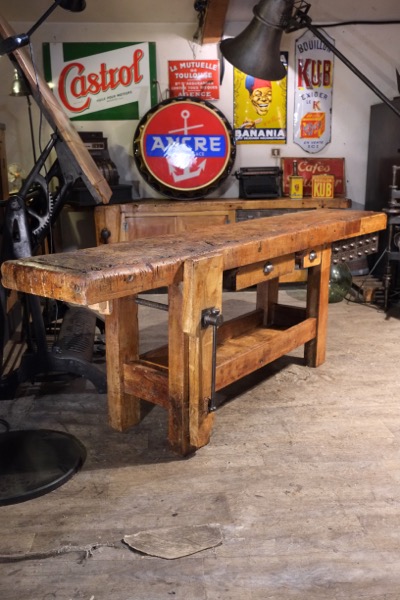 meuble de metier  ancien  etabli transforme atelier 